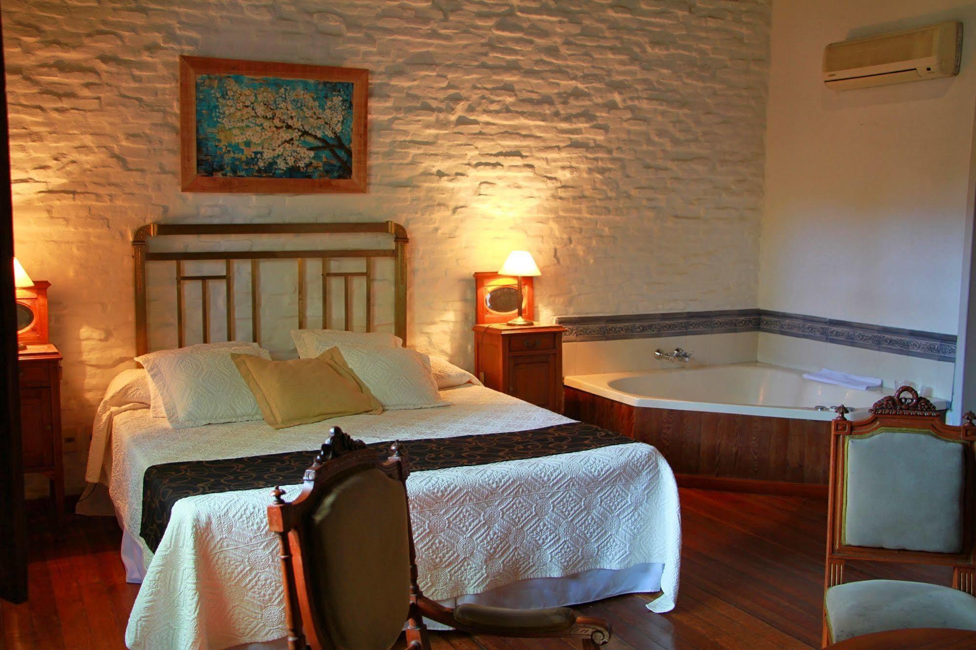 Posada Manuel Lobo Colonia del Sacramento Esterno foto