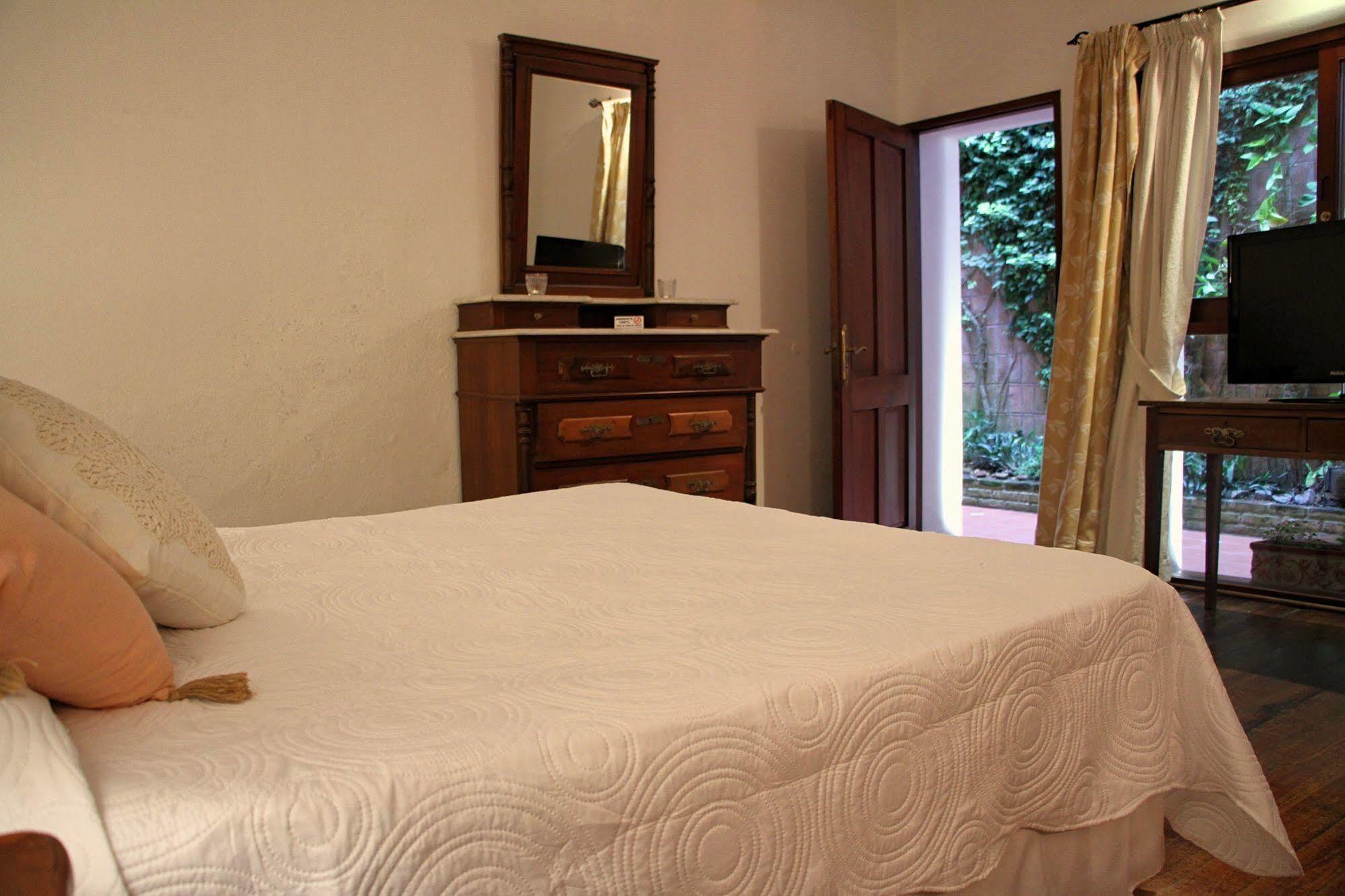 Posada Manuel Lobo Colonia del Sacramento Esterno foto